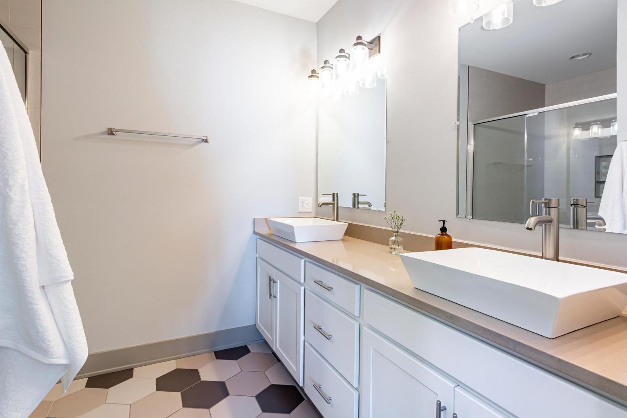 Waverly By Avantstay Nashville-Inspired Townhome W Luxury Kitchen Pool Table Eksteriør bilde