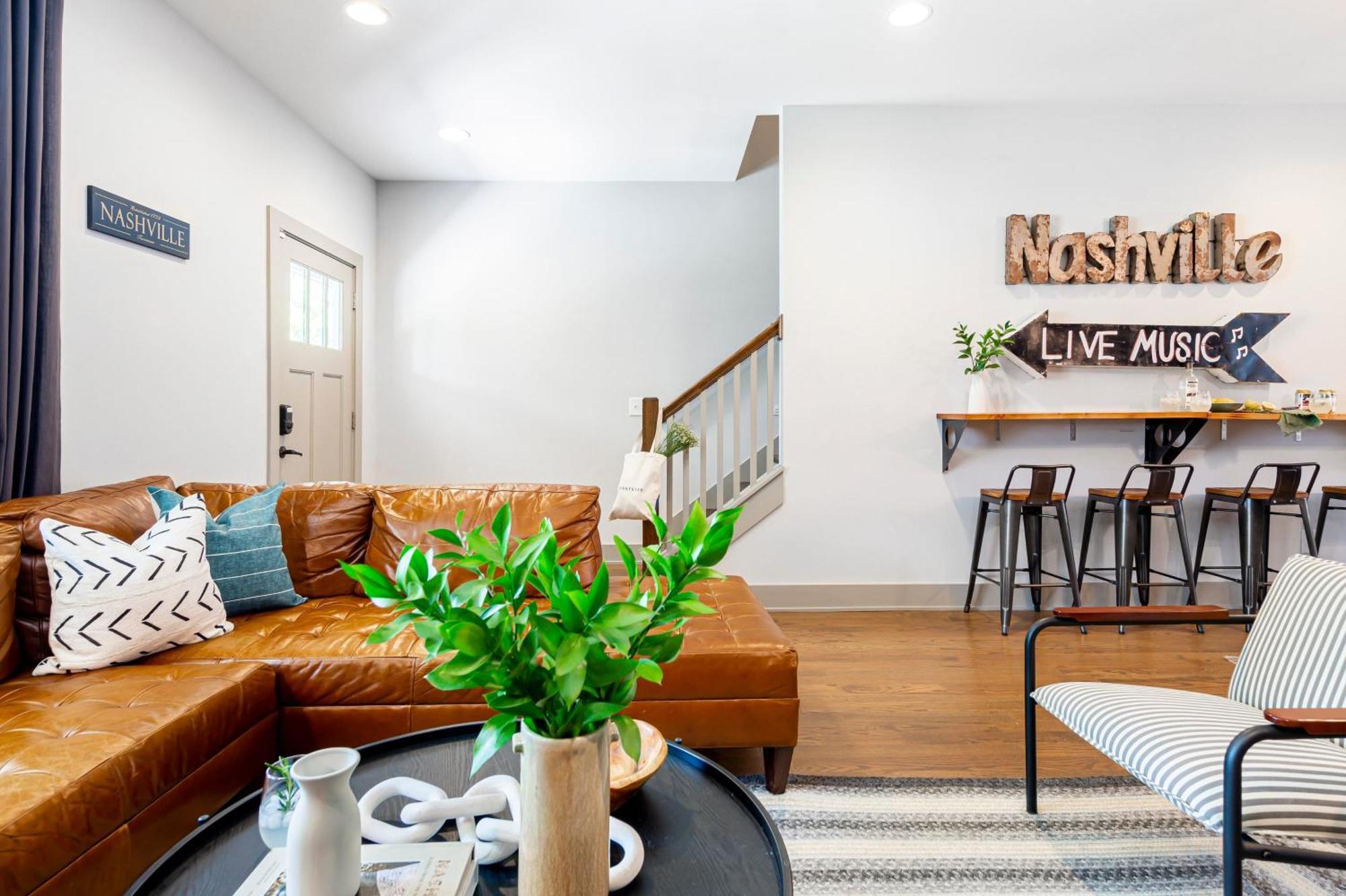 Waverly By Avantstay Nashville-Inspired Townhome W Luxury Kitchen Pool Table Eksteriør bilde