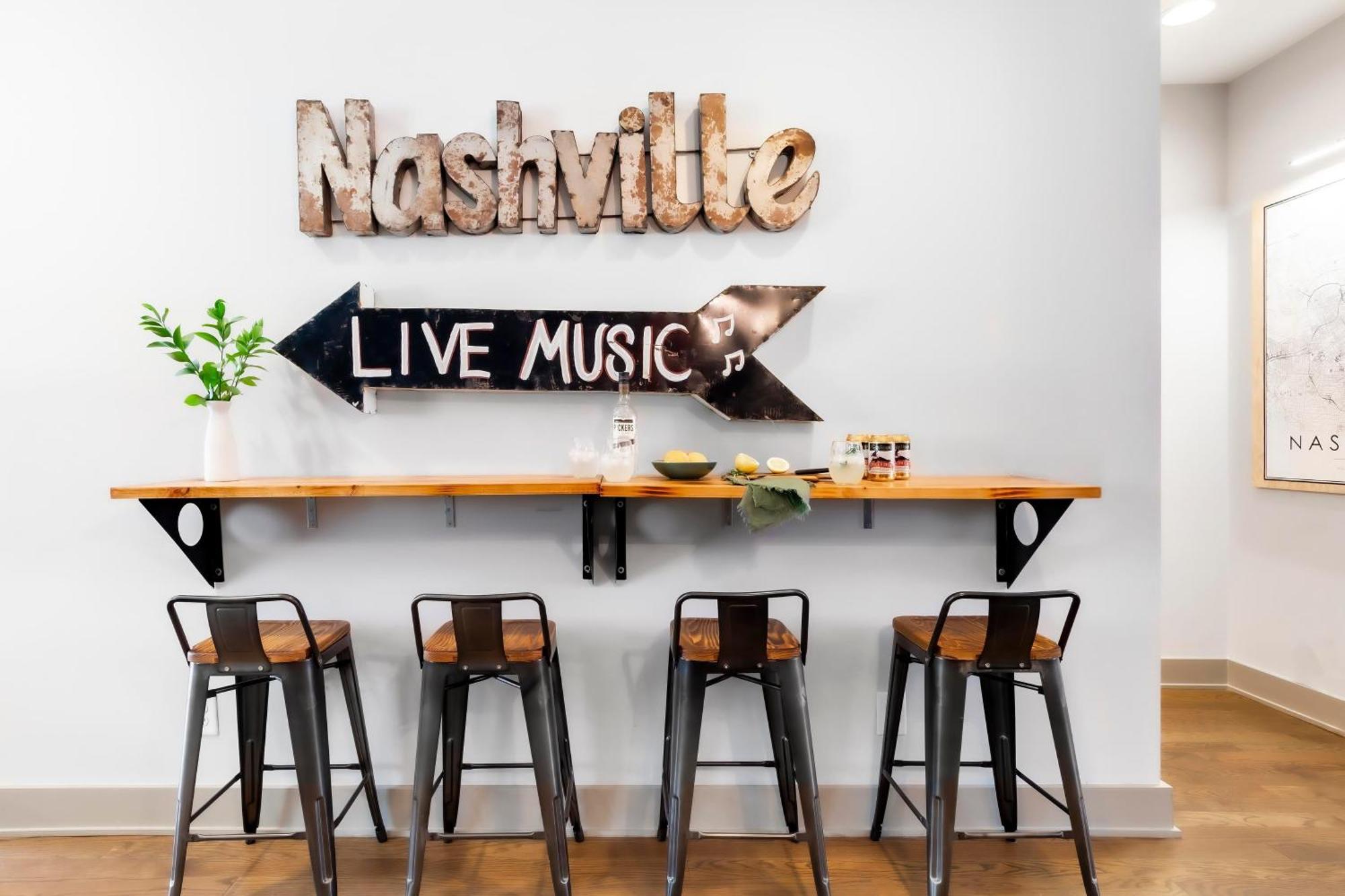 Waverly By Avantstay Nashville-Inspired Townhome W Luxury Kitchen Pool Table Eksteriør bilde