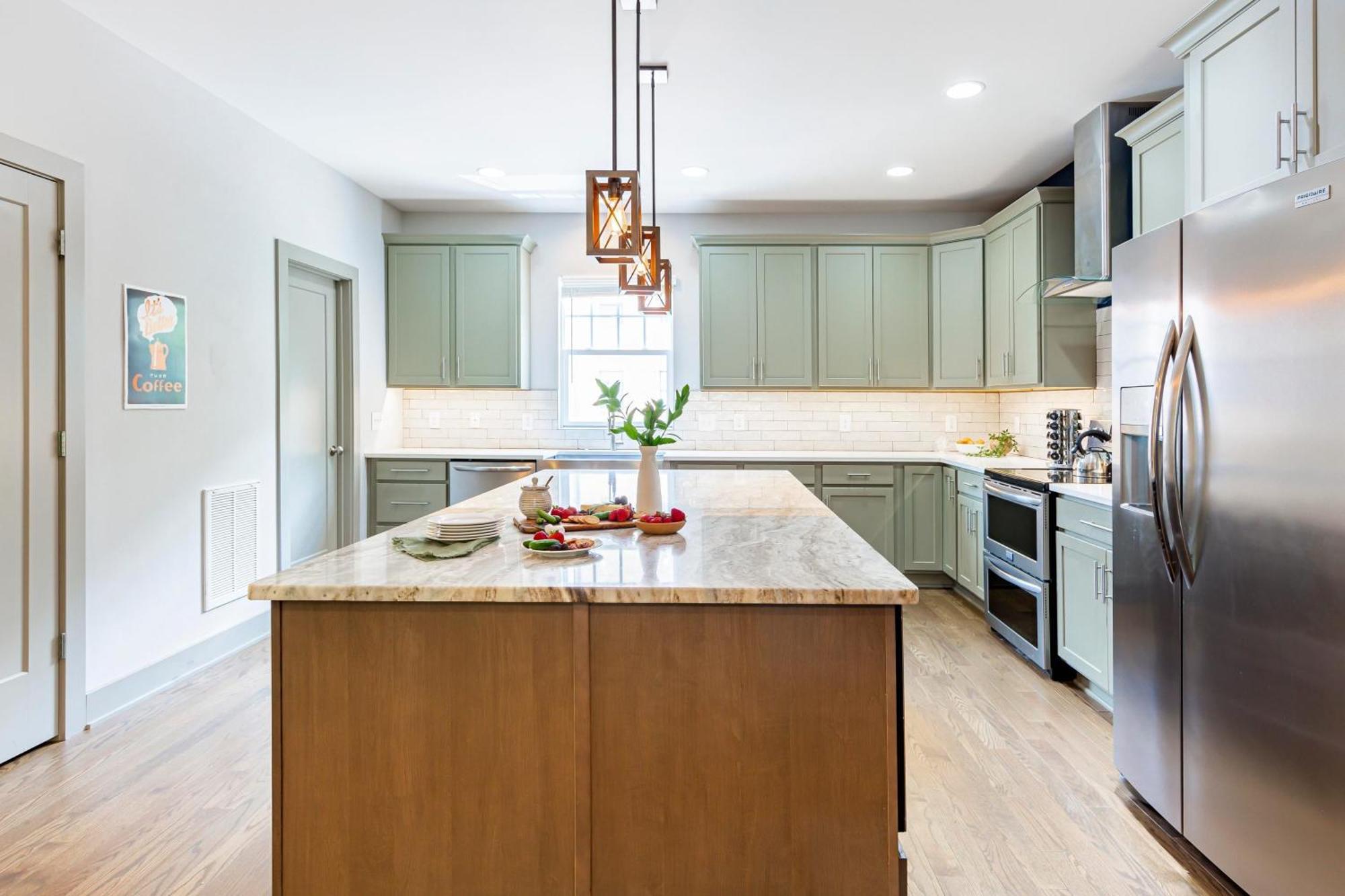Waverly By Avantstay Nashville-Inspired Townhome W Luxury Kitchen Pool Table Eksteriør bilde